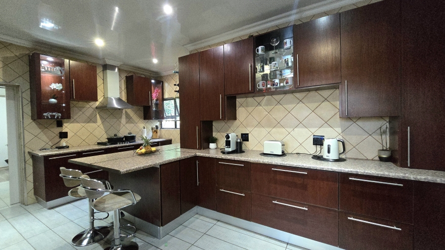 To Let 4 Bedroom Property for Rent in Jan Cillierspark Free State